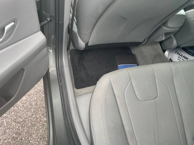 Certified 2025 Hyundai Elantra Sport FWD image 14