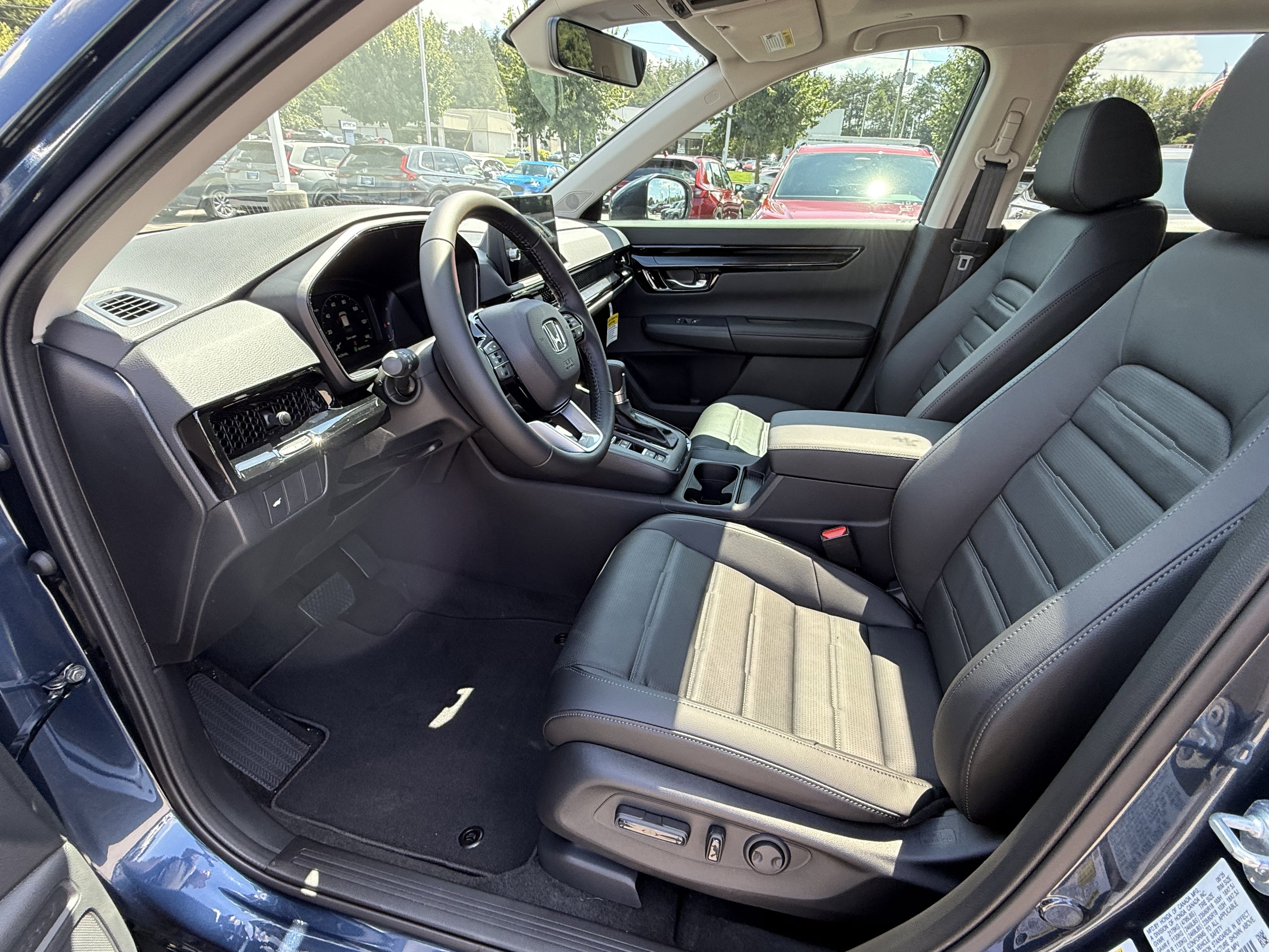Used 2026 Honda CR-V EX-L image 12