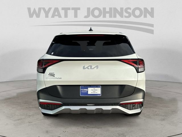 Used 2023 Kia Sportage LX image 4