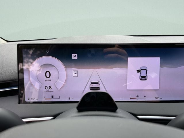 New 2026 Genesis GV70 2.5T Advanced AWD/4WD image 31