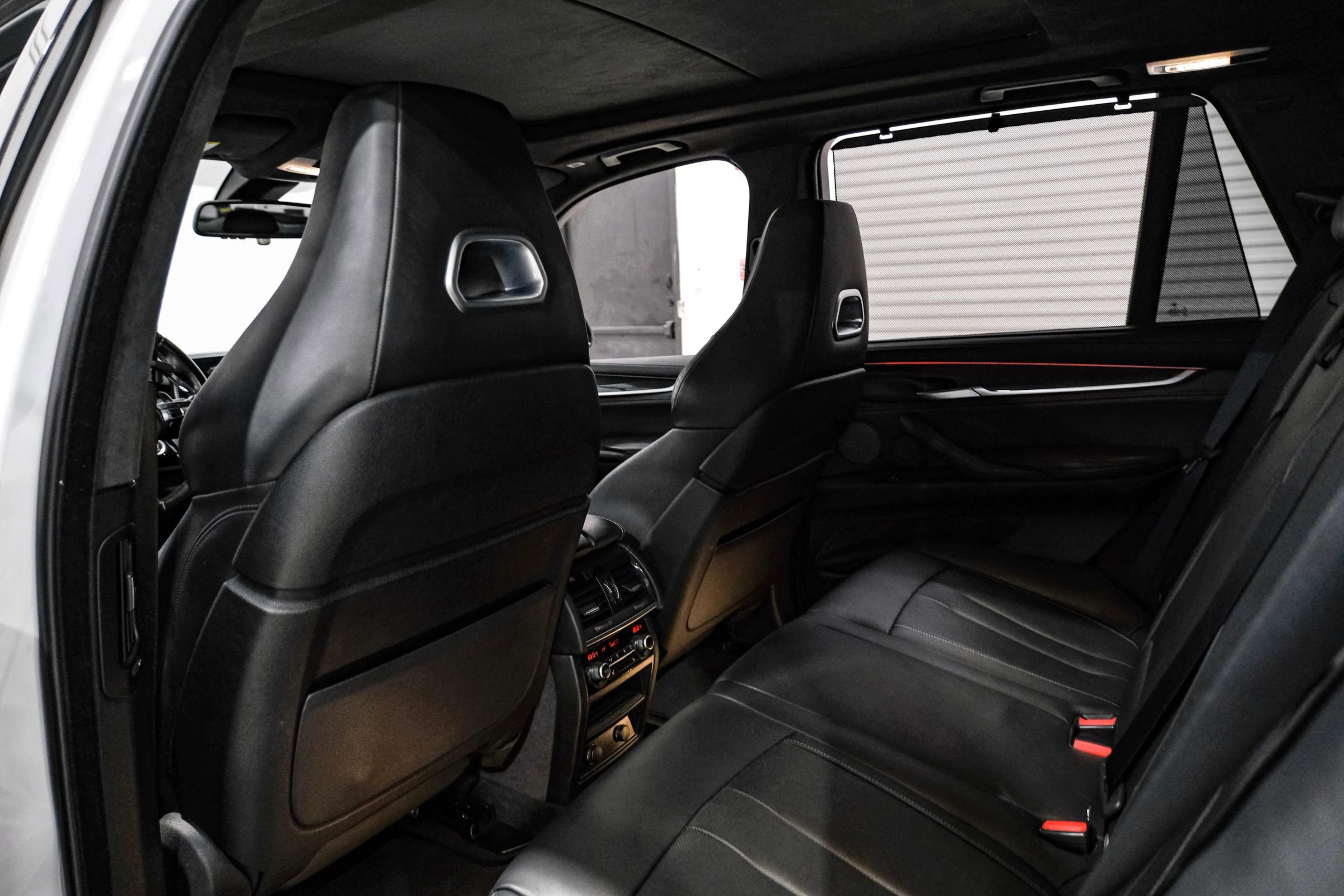 Used 2018 BMW X5 M image 37