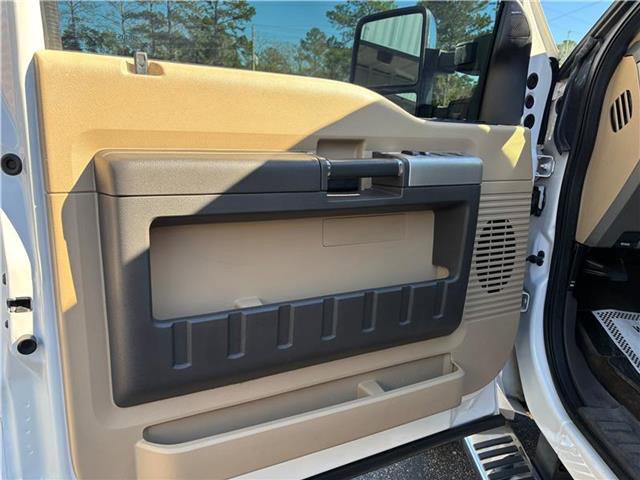 Used 2016 Ford F450 Lariat w/ Lariat Ultimate Package image 9