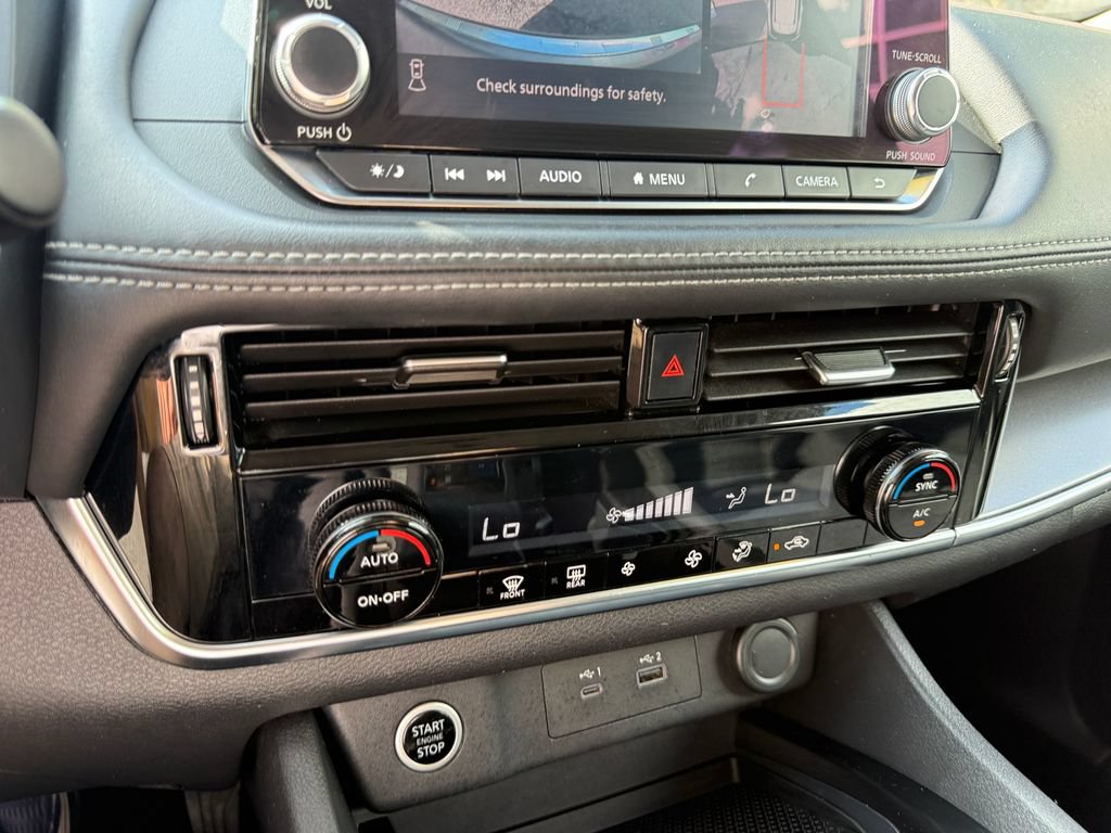 Used 2021 Nissan Rogue SV AWD/4WD image 21