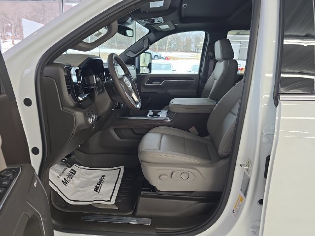 New 2026 GMC Sierra 2500 SLT w/ SLT Convenience Package AWD/4WD image 15