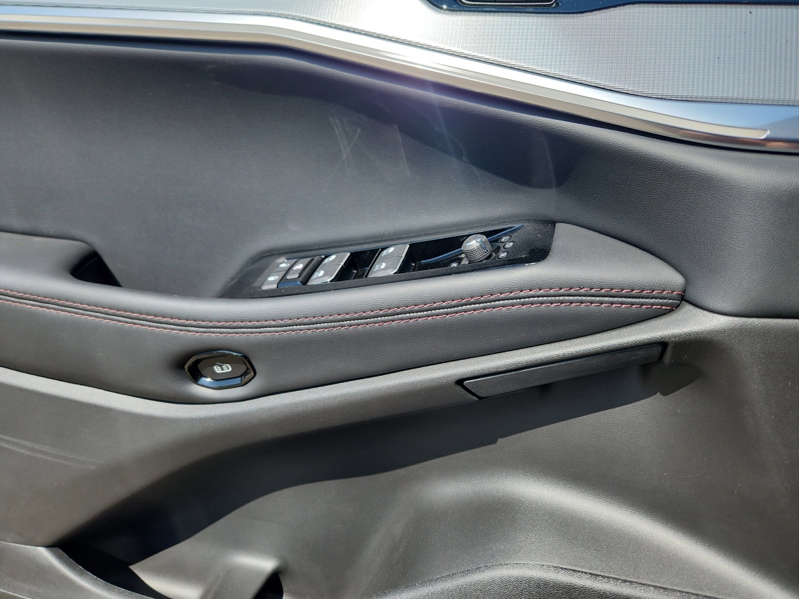 New 2025 Jeep Wagoneer S Launch Edition image 14