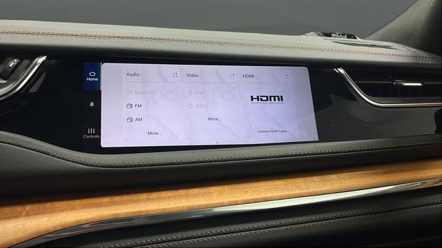 Used 2023 Jeep Grand Cherokee L Summit image 35