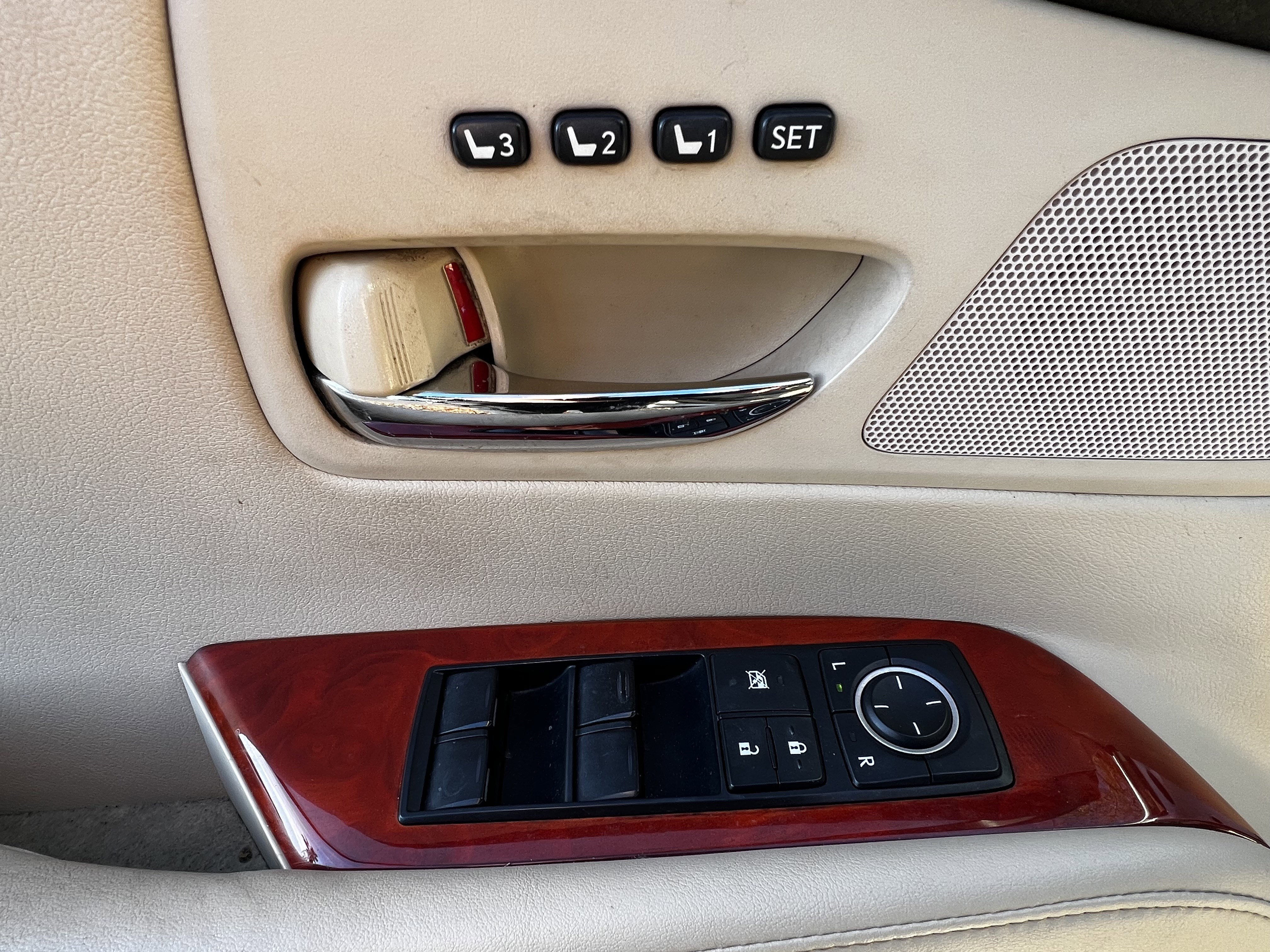 Used 2010 Lexus RX 350 image 14