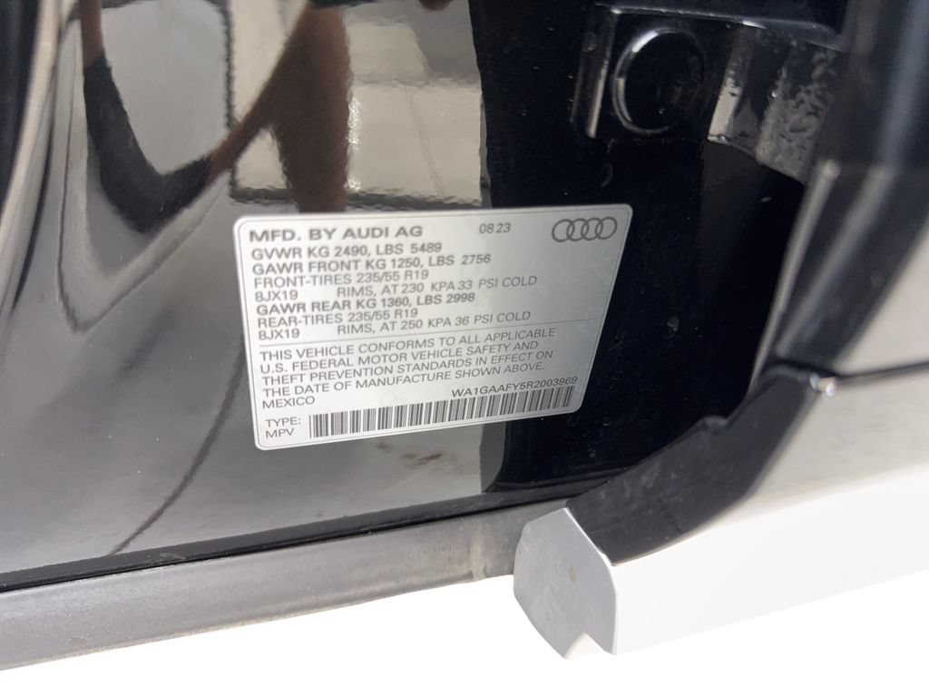 Used 2024 Audi Q5 2.0T Premium w/ Convenience Package AWD/4WD image 91