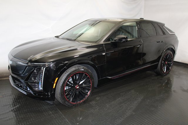 New 2026 Cadillac Lyriq Sport image 2