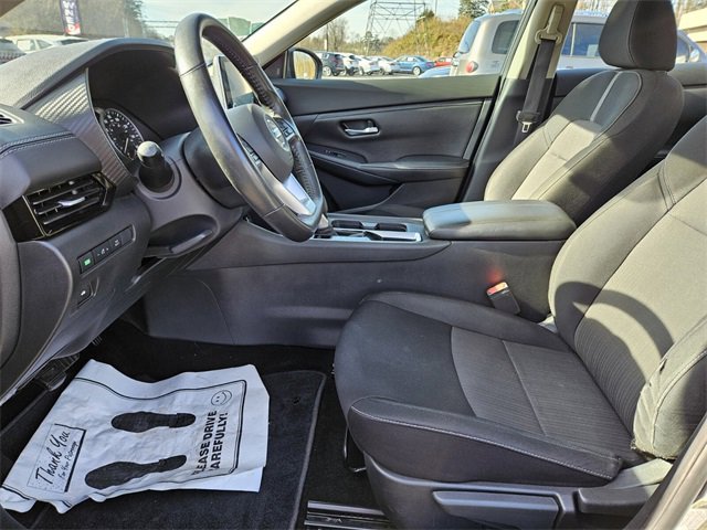 Used 2021 Nissan Sentra SV w/ Trunk Package image 8