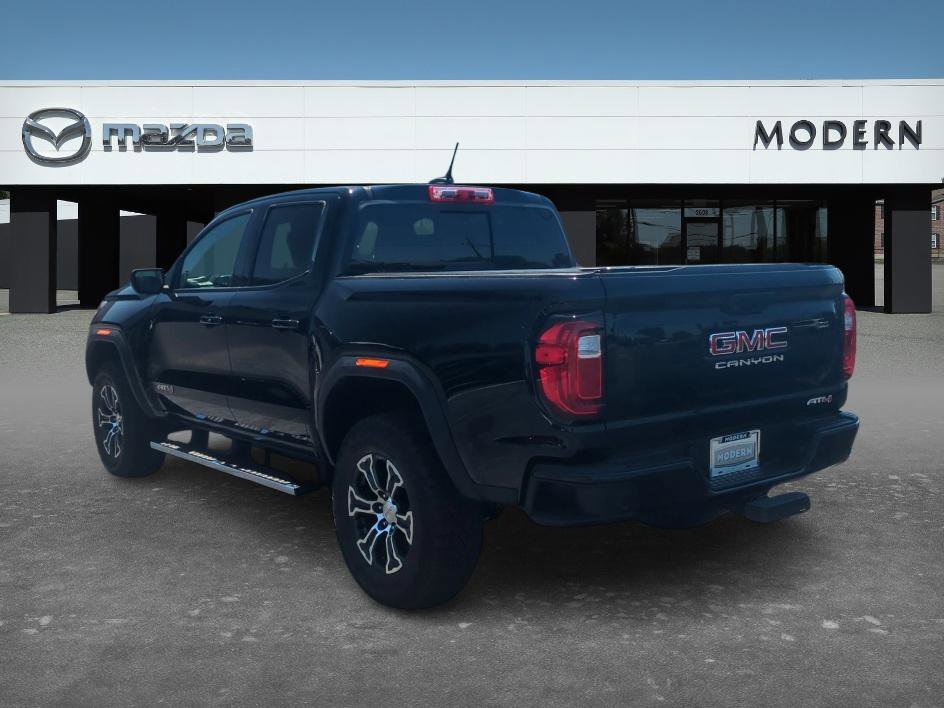 Used 2023 GMC Canyon AT4 w/ AT4 Premium Package AWD/4WD image 3