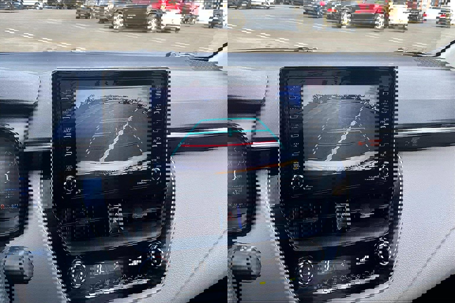 Used 2021 Toyota Corolla LE image 20