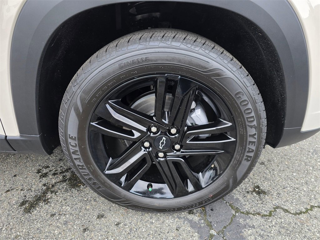 New 2026 Chevrolet Trax ACTIV w/ Driver Confidence Package image 9