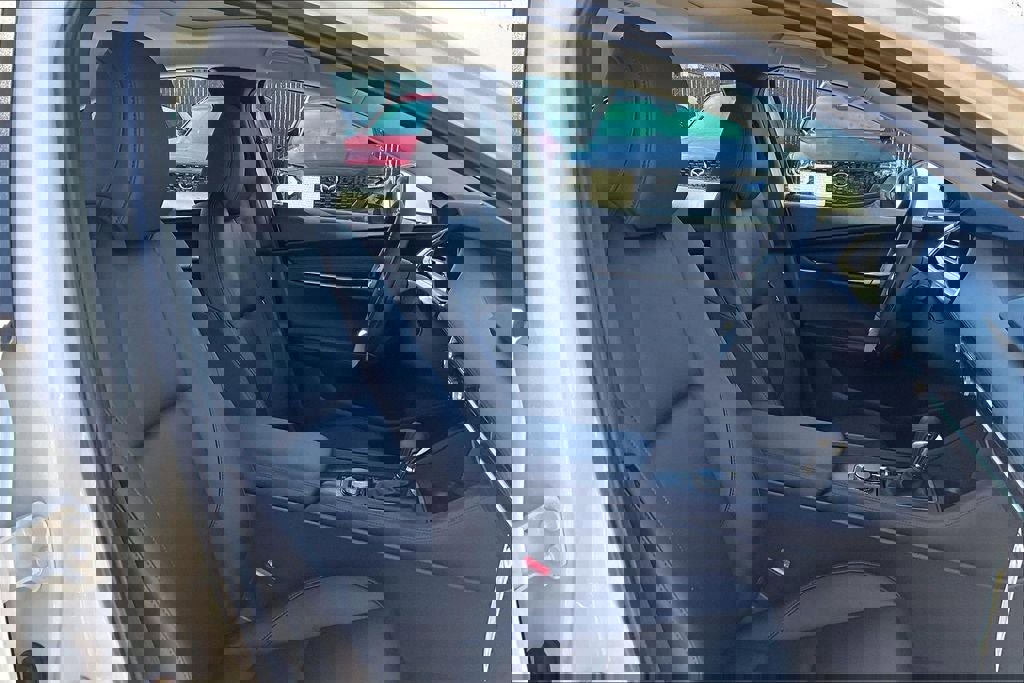 New 2026 MAZDA MAZDA3 2.5 S Sedan w/ Preferred Pkg image 6