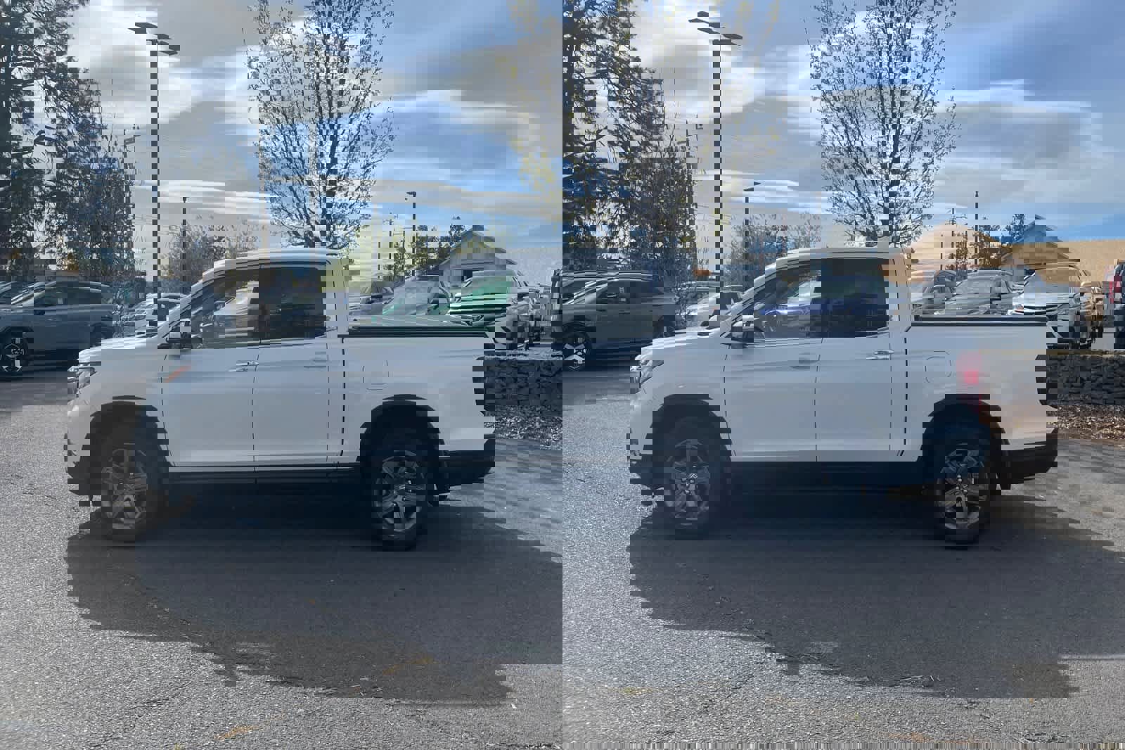 Used 2023 Honda Ridgeline RTL-E image 2