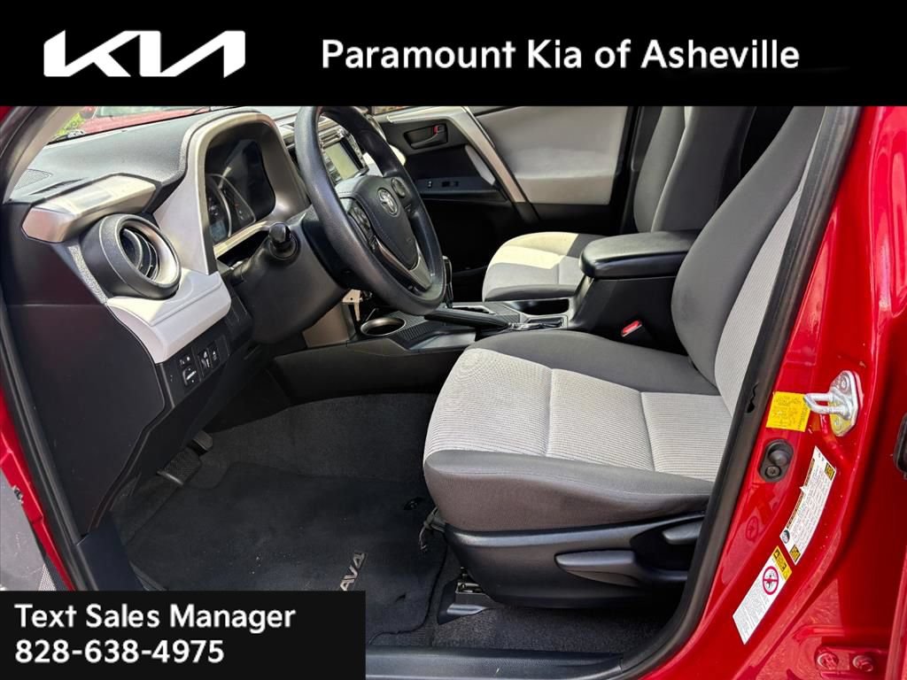 Used 2014 Toyota RAV4 LE FWD image 16