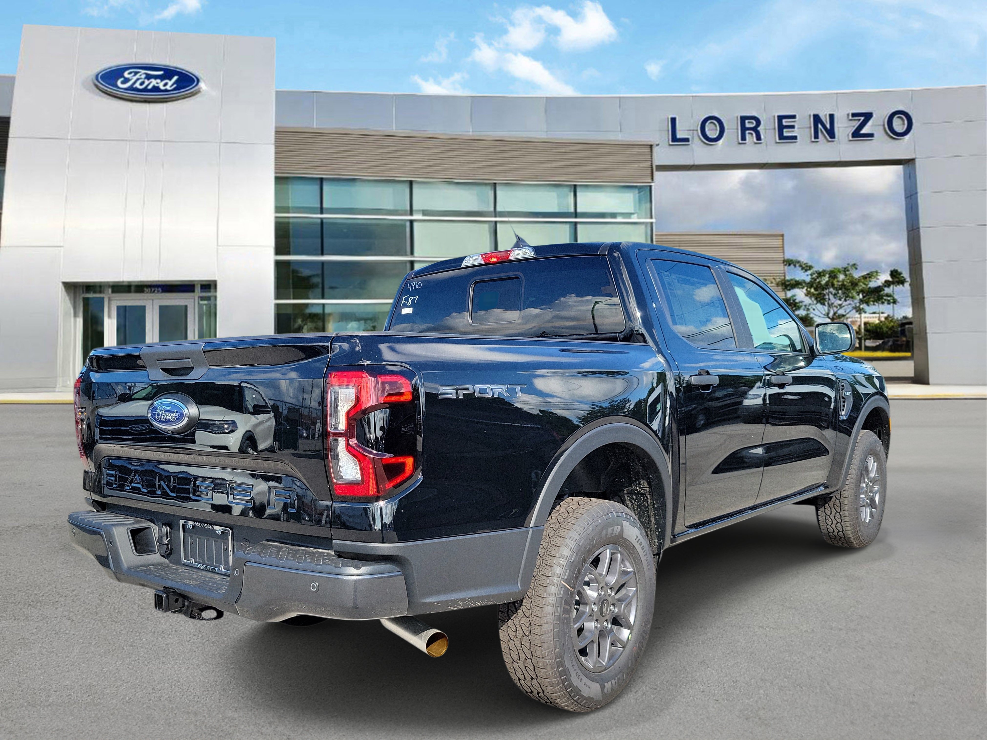 New 2026 Ford Ranger XLT w/ Equipment Group 301A High RWD image 4