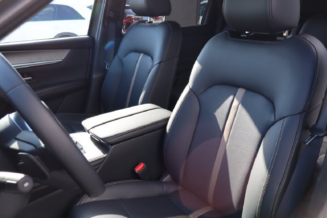 New 2026 MAZDA CX-90 Plug-In Hybrid w/ Premium Plus AWD/4WD image 10