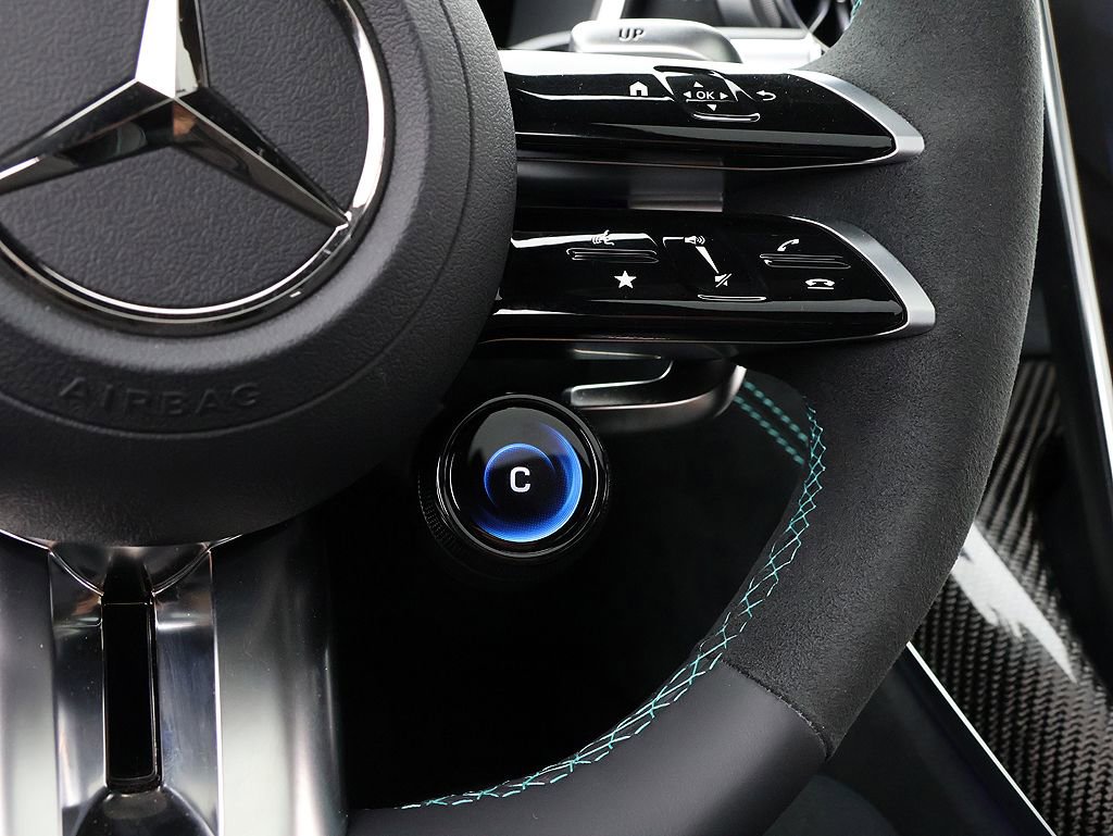 Used 2025 Mercedes-Benz AMG GT 63 image 85