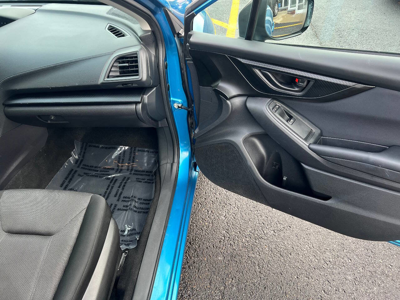 Used 2017 Subaru Impreza 2.0i image 27