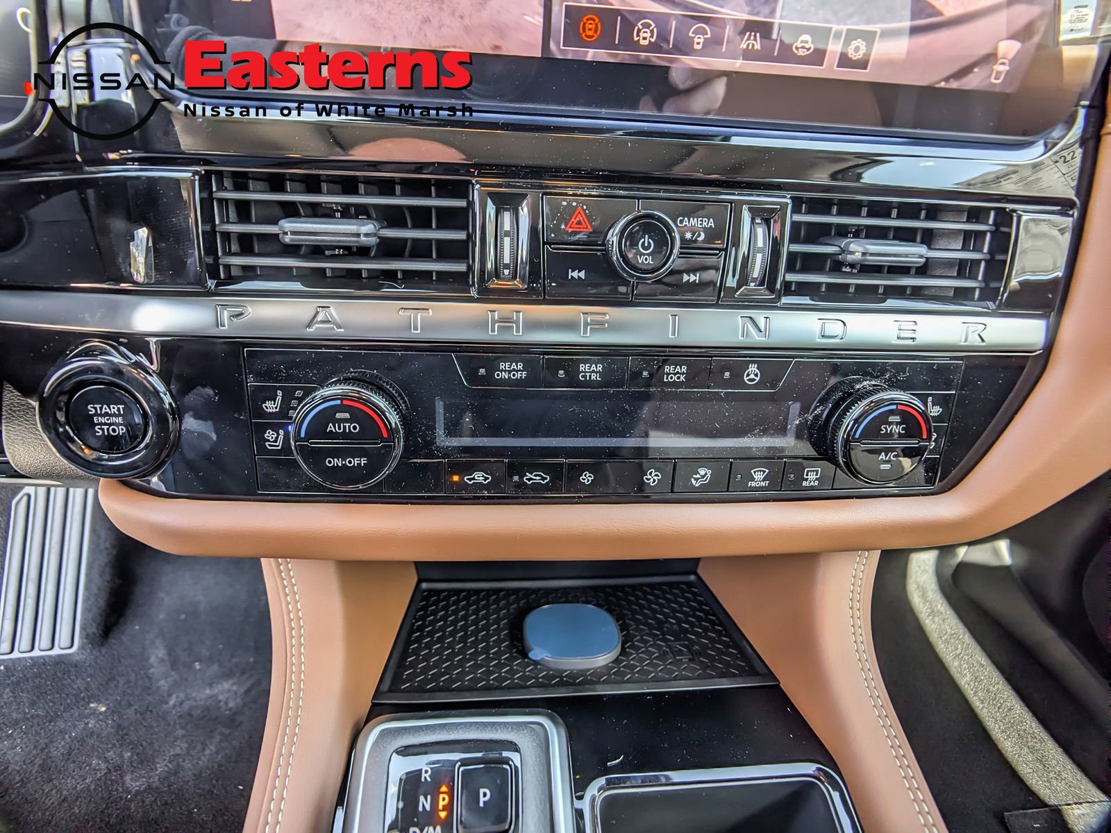 New 2026 Nissan Pathfinder Platinum image 16