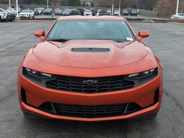 Used 2023 Chevrolet Camaro LT w/ Technology Package image 4