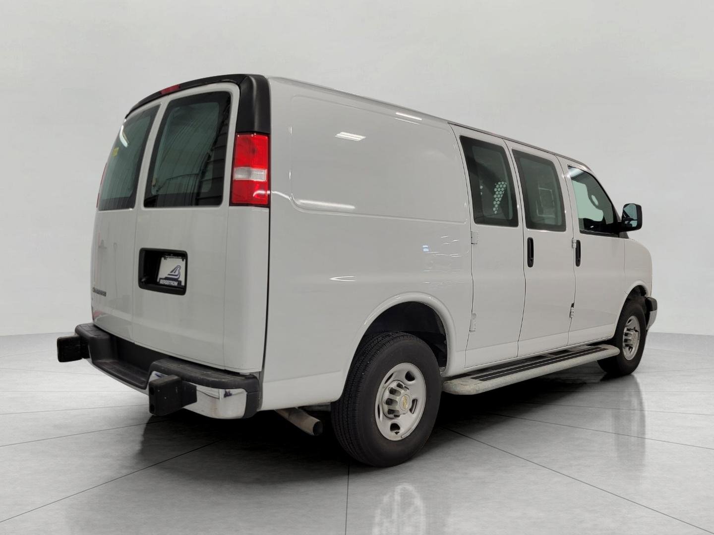 Used 2024 Chevrolet Express 2500 RWD 2500 135 w/ Driver Convenience Package image 19