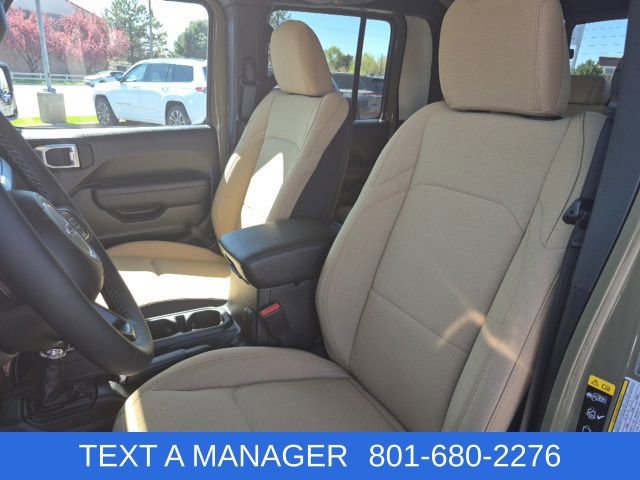 New 2026 Jeep Gladiator Sport AWD/4WD image 17