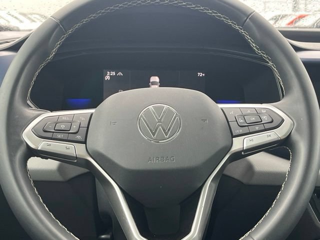 Used 2023 Volkswagen Taos SE AWD/4WD image 14