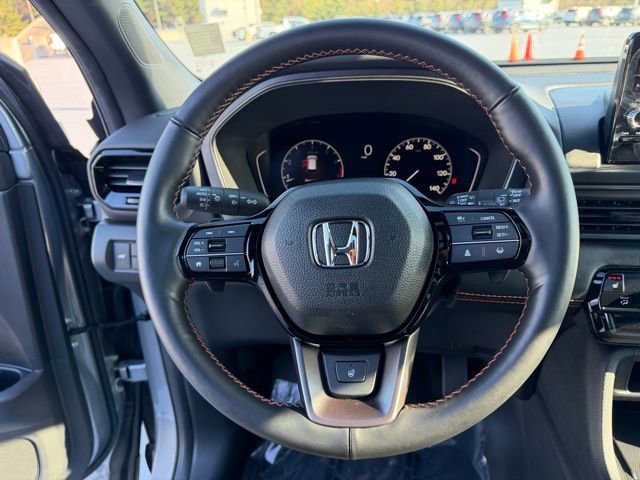 Certified 2025 Honda Pilot TrailSport image 18