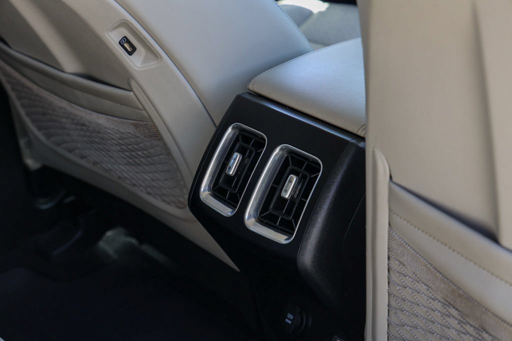 Used 2023 Kia Sorento S w/ Panoramic Sunroof Package FWD image 19