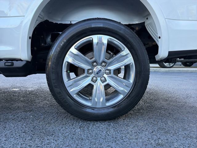 Used 2018 Ford F150 Platinum w/ Equipment Group 701A Luxury image 31