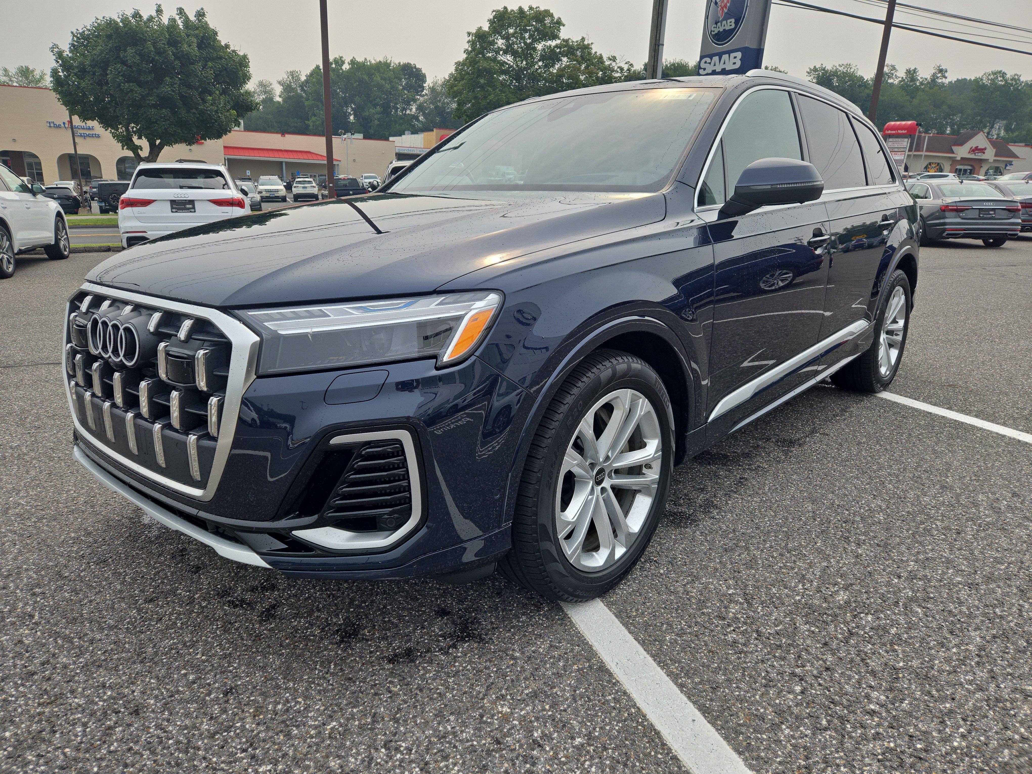 Certified 2025 Audi Q7 3.0T Prestige w/ Prestige Package image 5