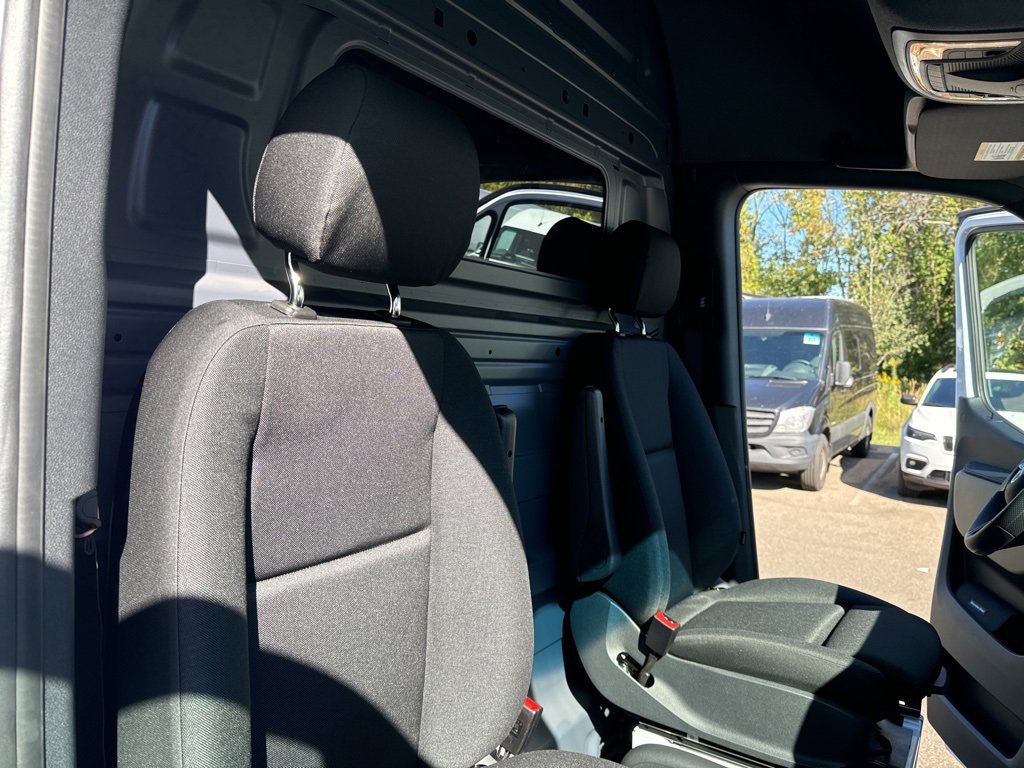New 2025 Mercedes-Benz Sprinter 3500 image 15