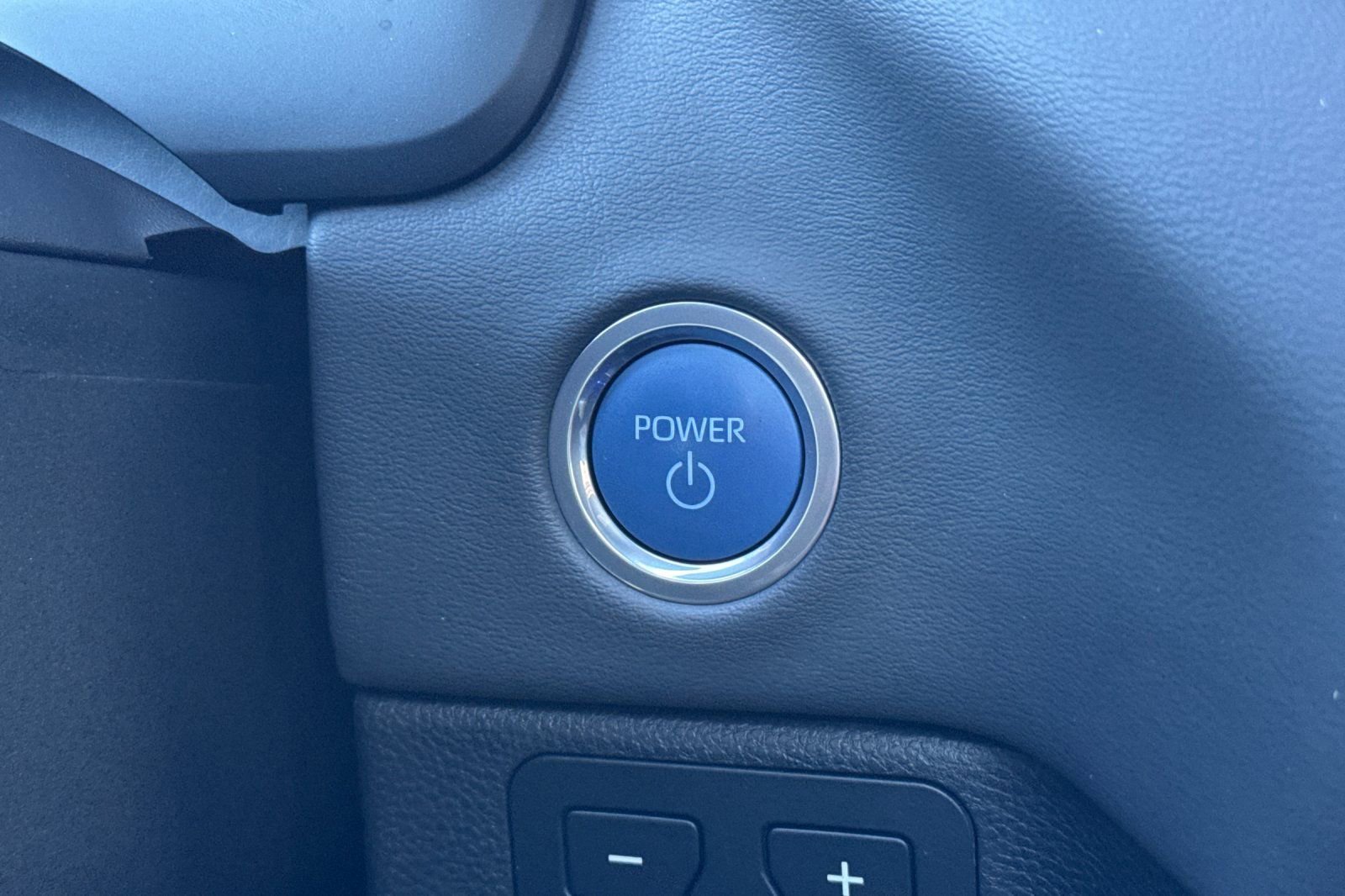 Used 2024 Toyota Tundra Platinum image 25