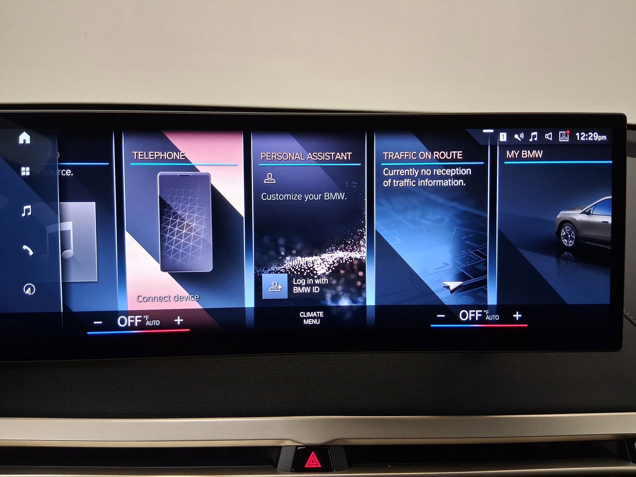 Used 2023 BMW iX xDrive50 w/ Sport Package image 24