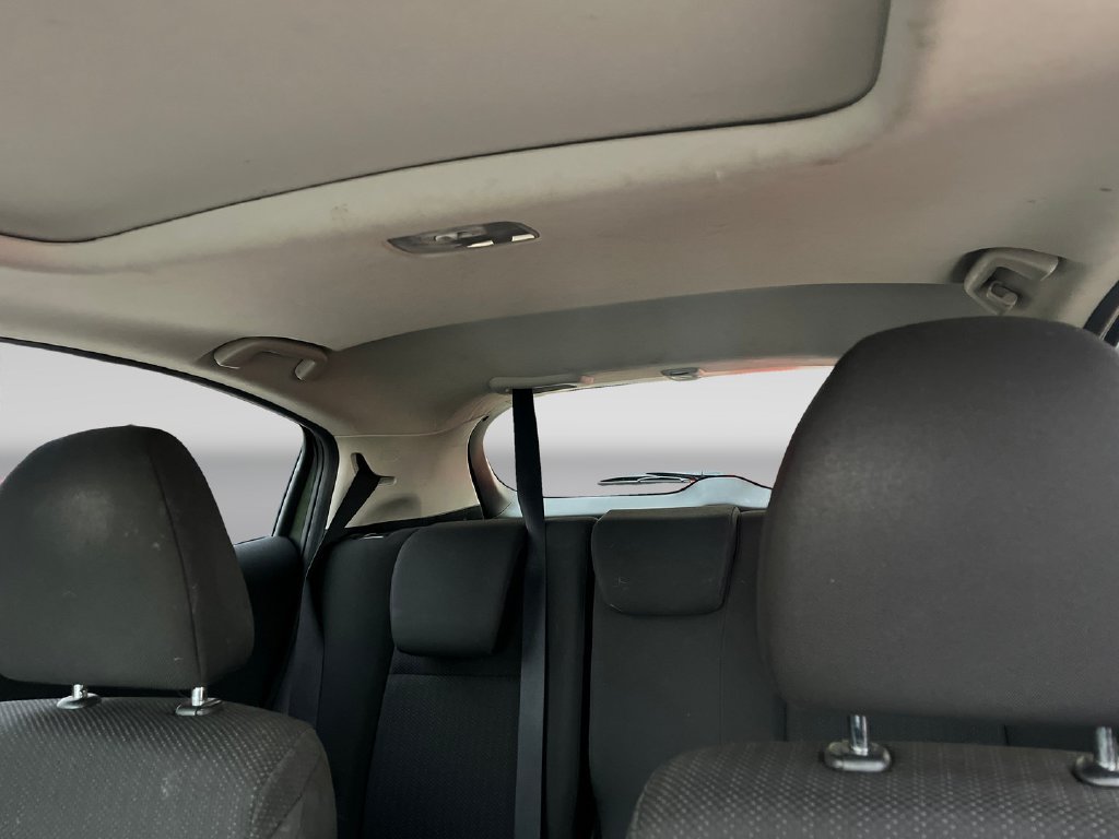 Used 2016 Honda HR-V EX image 12