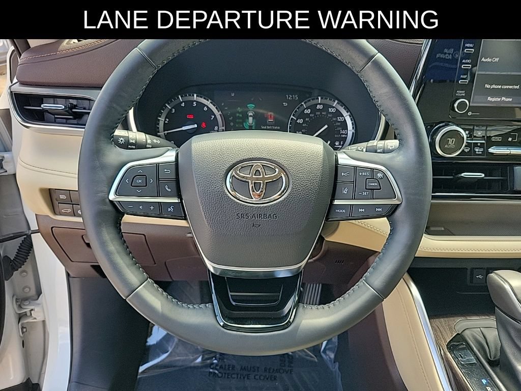 Used 2020 Toyota Highlander Limited FWD image 21