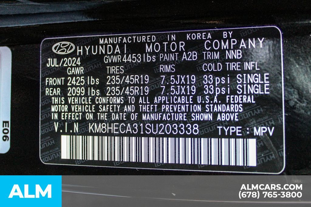 Used 2025 Hyundai Kona Limited image 43