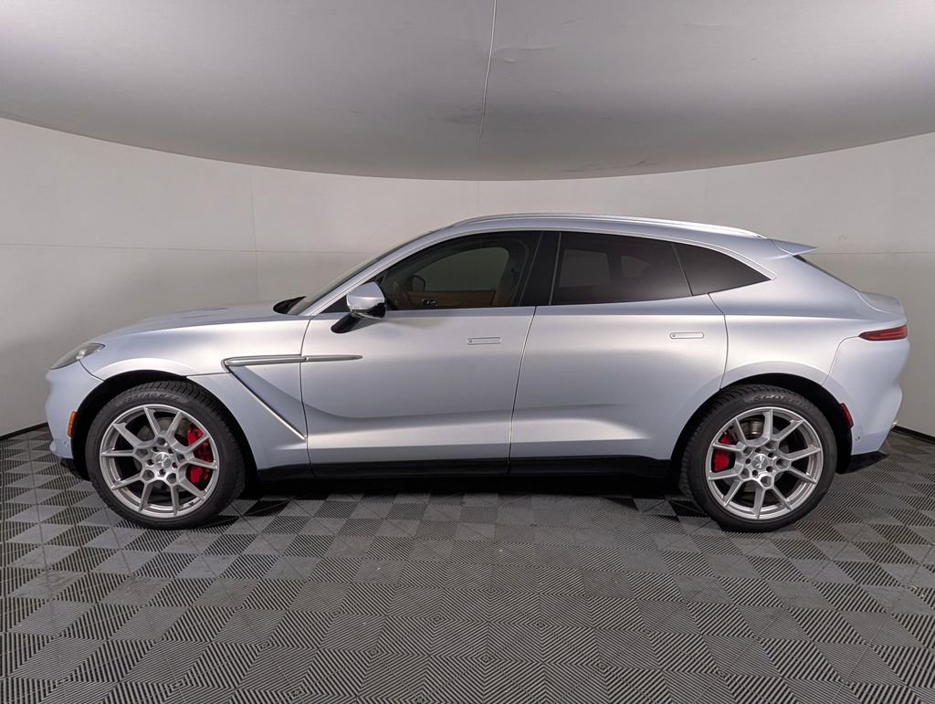 Used 2021 Aston Martin DBX AWD/4WD image 2