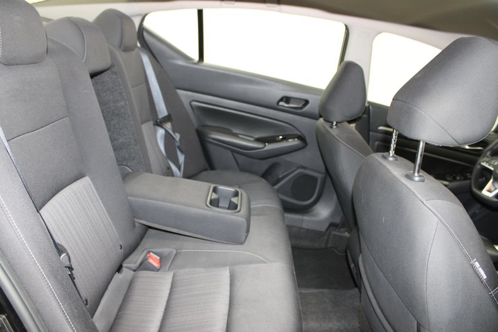 Used 2023 Nissan Altima 2.5 SV FWD image 25
