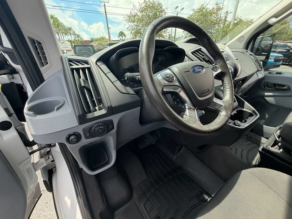 Used 2018 Ford Transit 150 XLT RWD image 10
