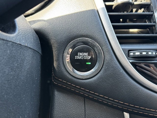 Certified 2022 Chevrolet Trax LT w/ LT Convenience Package image 25