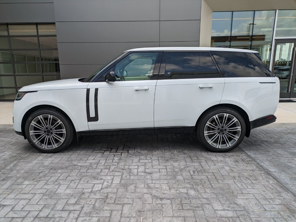 New 2026 Land Rover Range Rover SE AWD/4WD image 7