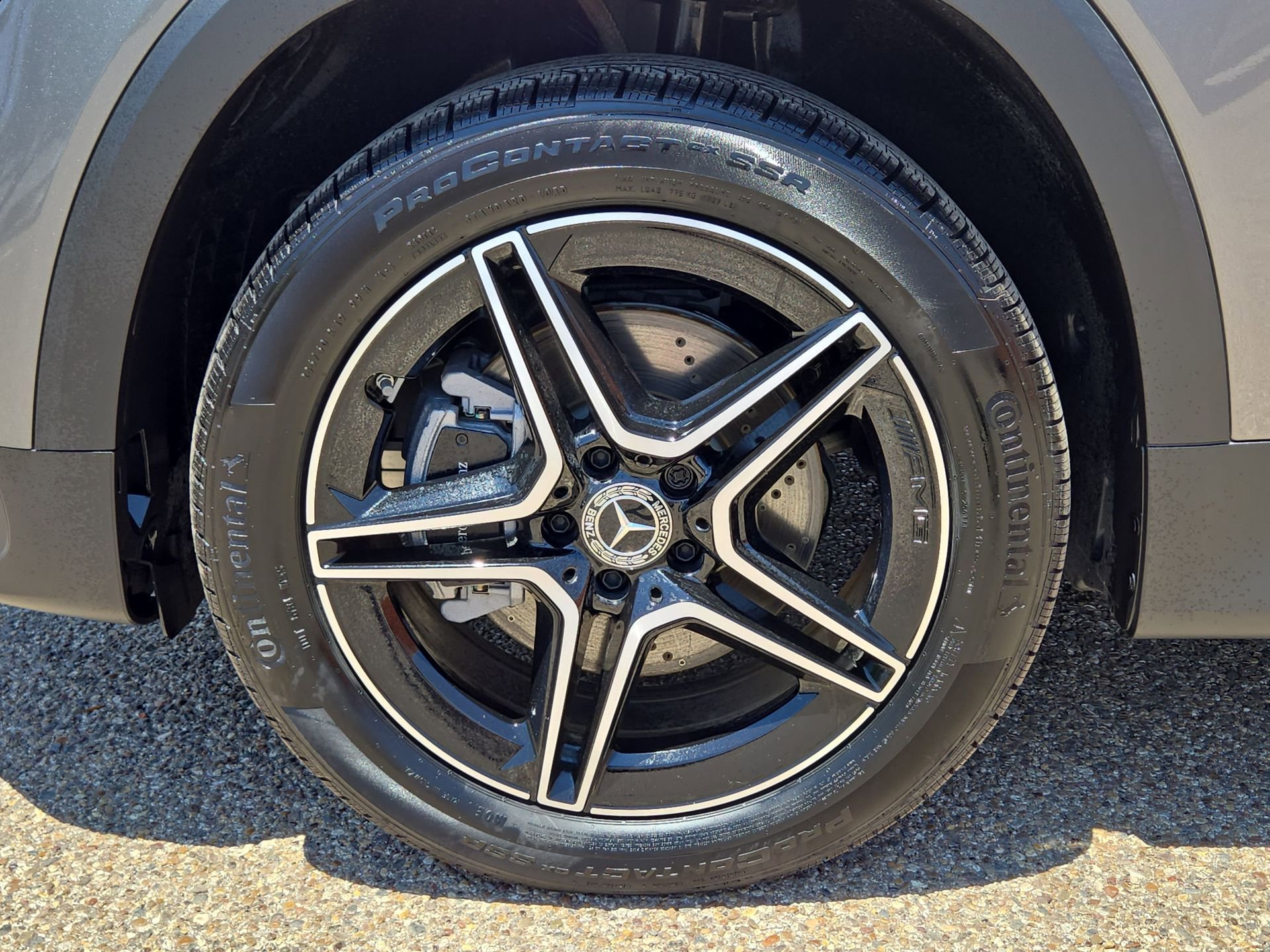 New 2025 Mercedes-Benz GLB 250 image 11