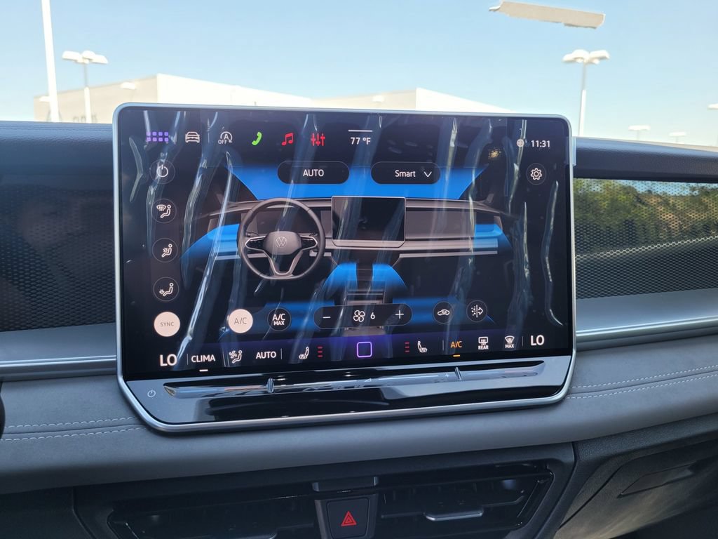 New 2026 Volkswagen Tiguan SE R-Line FWD image 19