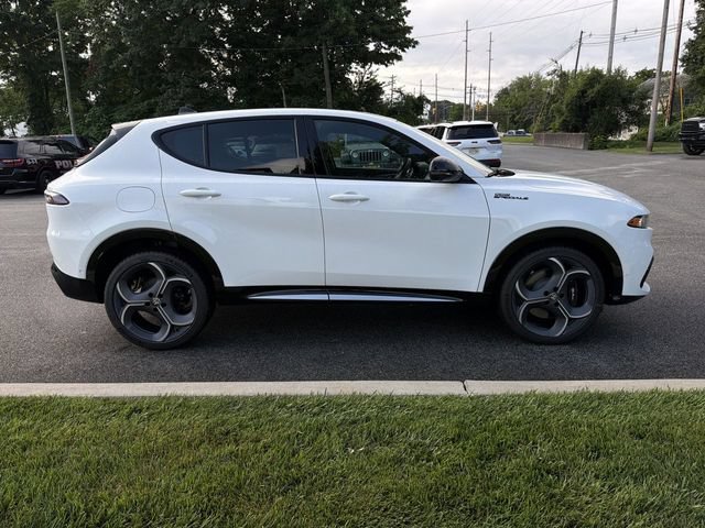 New 2026 Alfa Romeo Tonale w/ Active Assist Package AWD/4WD image 9