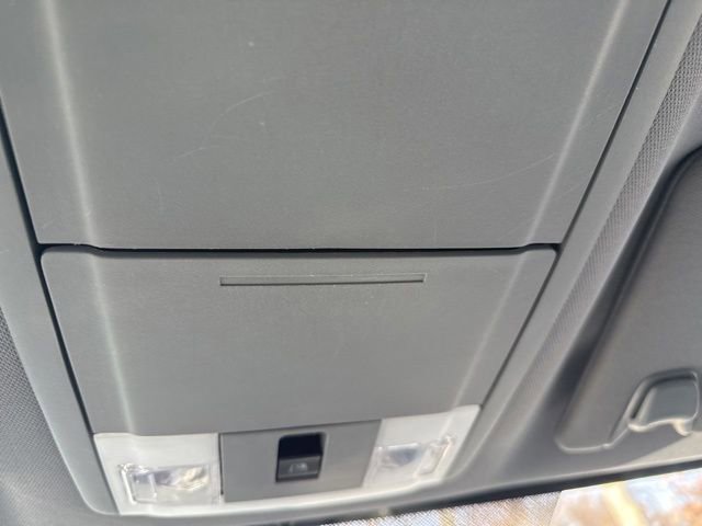 Used 2013 Ford F150 XLT w/ Luxury Equipment Group image 27