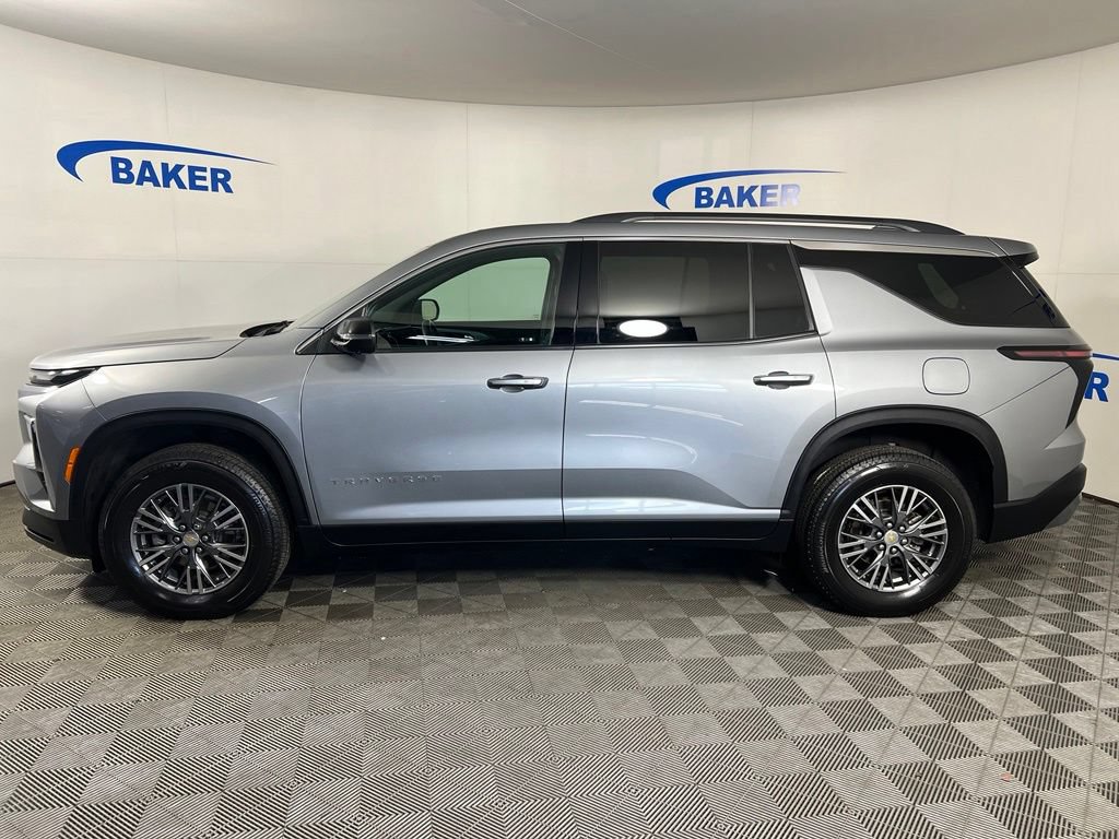 Certified 2024 Chevrolet Traverse LT w/ LPO, Floor Liner Package AWD/4WD image 2