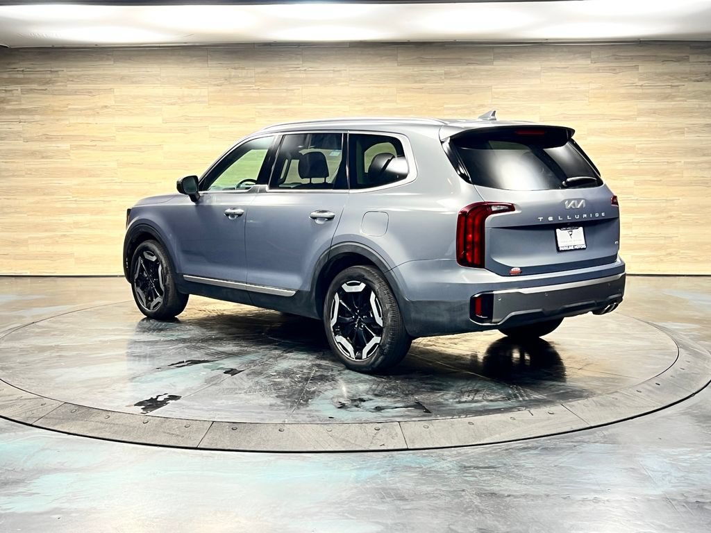 Used 2025 Kia Telluride S AWD/4WD image 17
